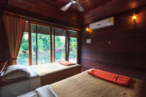 The For Rest Resort Sai Yok Exterior photo